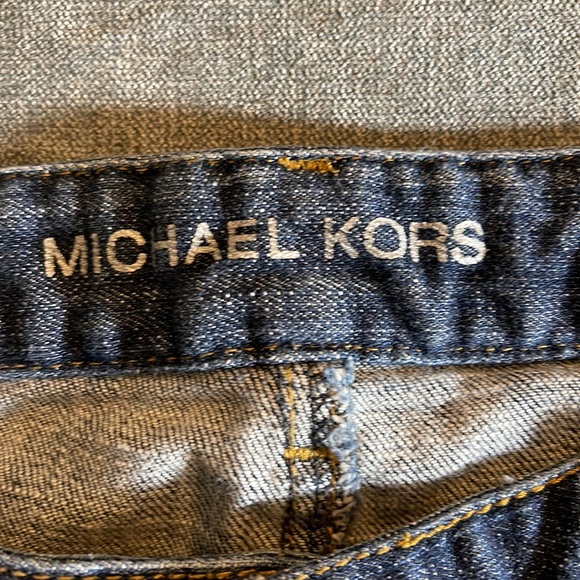 Michael Kors jeans size 8, slightly flared leg, (23-124) - Picture 2 of 9